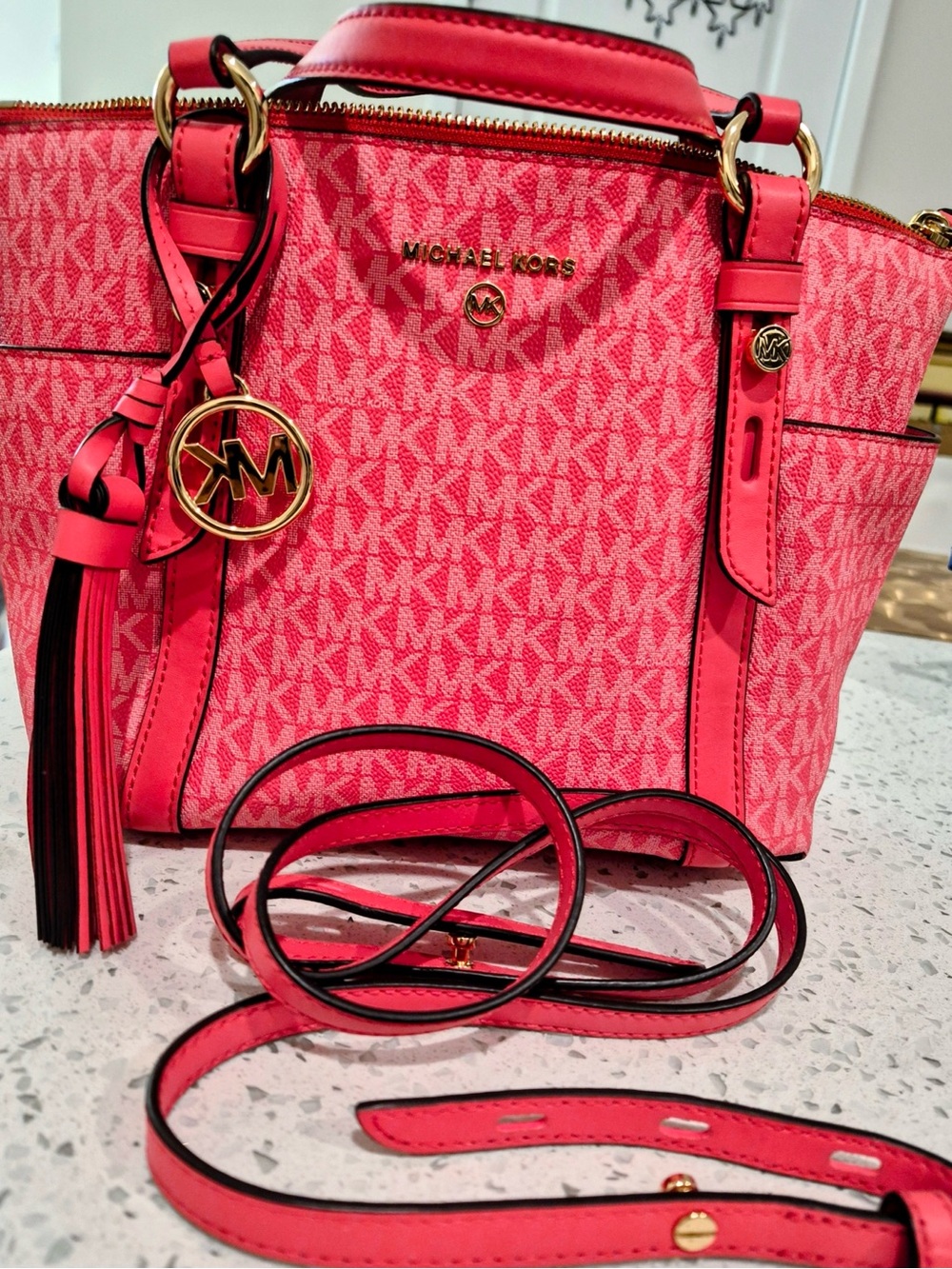 Michael Kors Signature Sullivan Convertible Top Zip Tote Bag Sangaria red